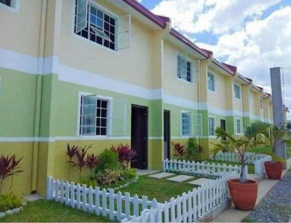 RUSH SALE TOWNHOUSE IN MEXICO PAMPANGA NEAR MARQUEE MALL