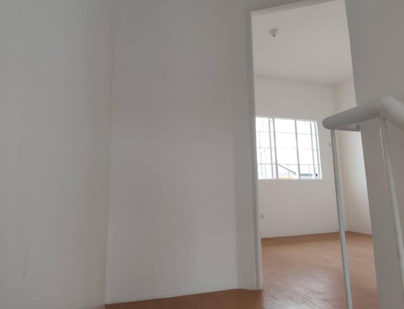 2 BEDROOM TOWNHOUSE READY TO MOVE IN