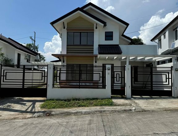 Ready For Occupancy 5-bedroom Single Detached House For Sale in Amarilyo Crest Havila Taytay Rizal