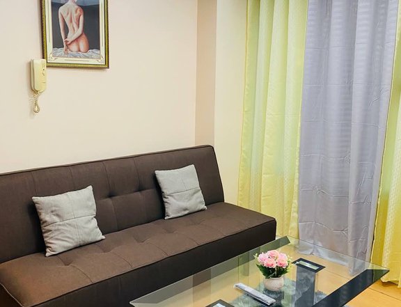 Studio/1BR/2BR Condo for Rent Furnished Makati Med CEU Ayala/Belton Place