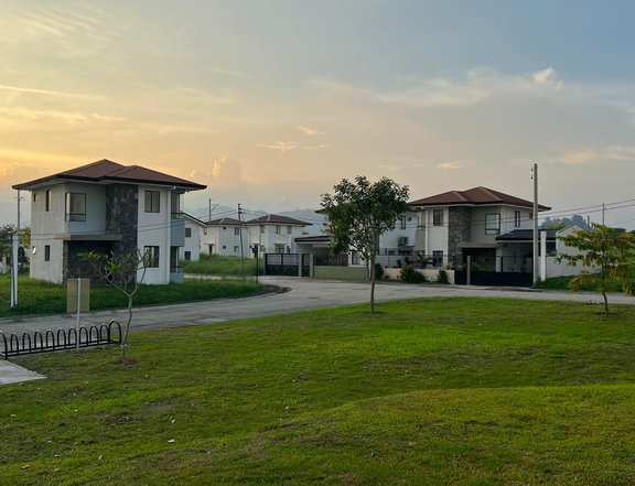 Ready For Occupancy Discounted 3-bedroom Single Detached House For Sale in Alviera Porac Pampanga