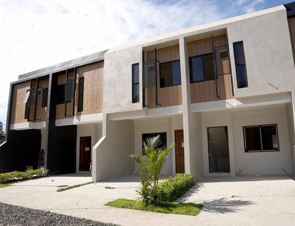 Pre selling Townhouse in Pandi Bulacan