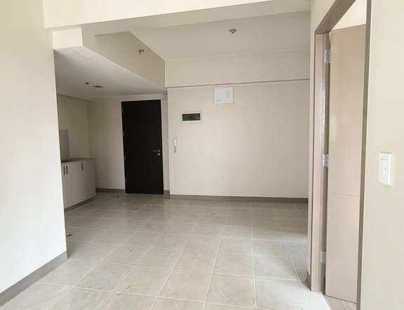 2BR CONDOMINIUM FOR SALE AT SUNTRUST ASMARA QUEZON CITY