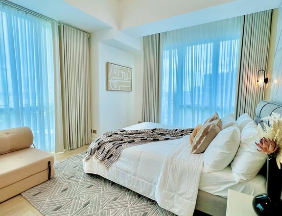 38 Park Avenue 2BR Corner 85sqm Furnished Maids Cebu IT Park