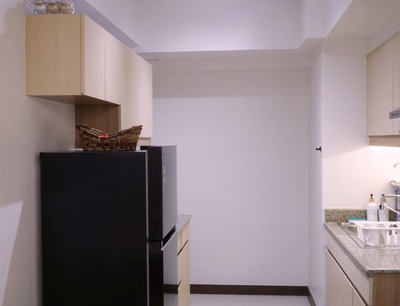 Relax and Unwind: RFO 2-Bedroom Unit in DMCIs Sonora Garden Residences, Las Pinas