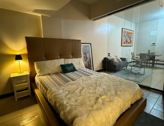 54.00 sqm 1-bedroom Residential Condo w/ Parking For Rent in Salcedo Skysuites