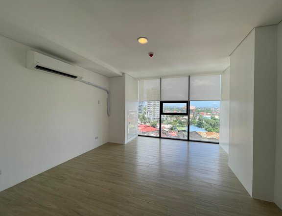 FR/FS Meridian by Avenir Condo Home-Office 30sqm Parking Furnished East