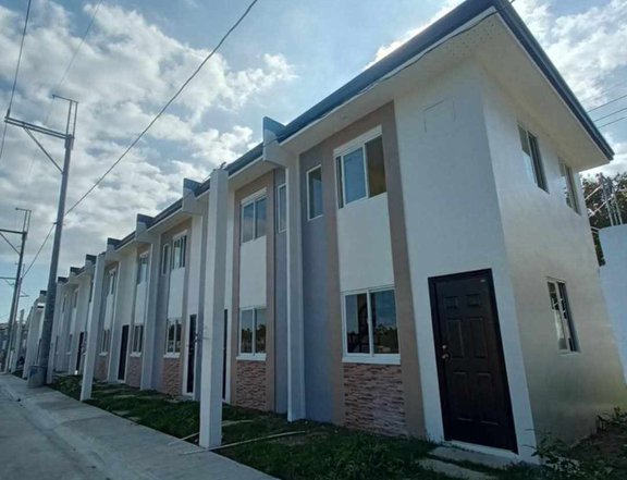 Mia 2-storey townhouse in San Pablo Laguna