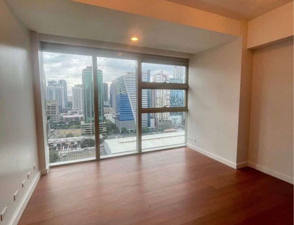For lease: Grand Hyatt BGC  South Tower