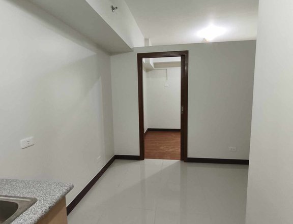 Ready for occupancy condo in pasay one bedroom st benilde cash n carry