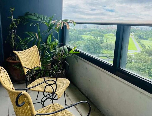 For sale: Arya Residences Tower 1