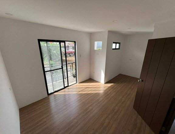 Duplex 2 Storey Residence