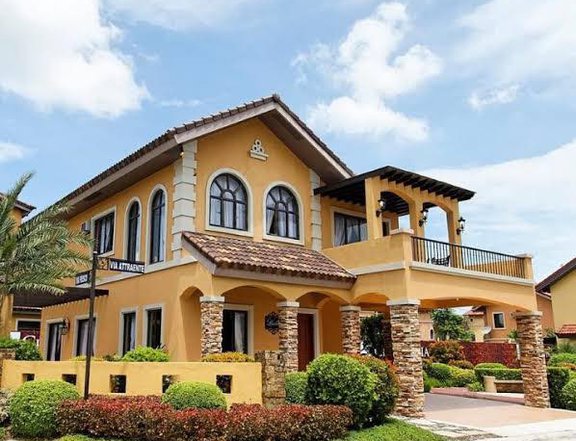 Grand 5-bedroom Lladro House For Sale in Davao City