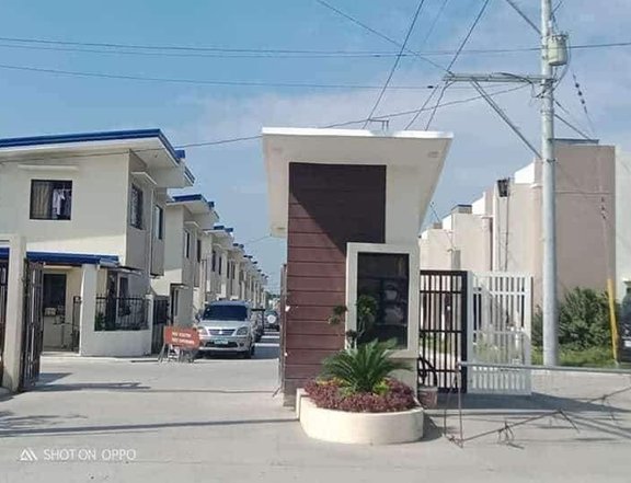 READY FOR OCCUPANCY Townhouse for Sale  Pacifica Homes Navarro St. Gen