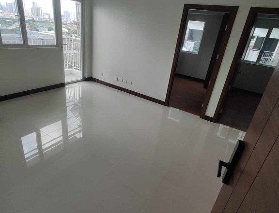 For sale two bedrooms condominium in pasay roxas airport manila bay