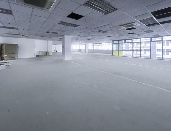 For Rent: Bare Office Space in Makati City at Chino Roces Avenue 1k/sqm