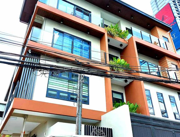 PROMO PRICE 4bedroom 4 Storey Townhouse For Sale in Cubao Quezon City