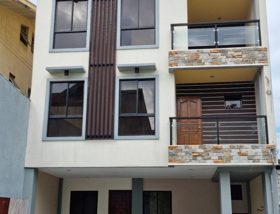 For Sale House and Lot in Tandang Sora PH2512