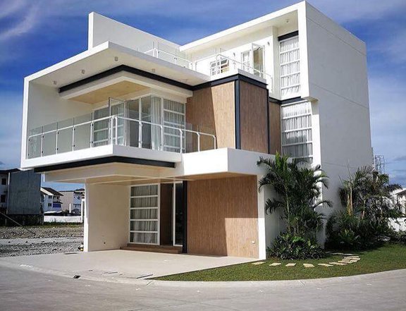 Taguig 4 Bedroom Kiara Model available at Acacia Estates/ C5