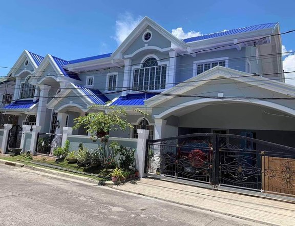7 bedroom Single Attached House for Sale in Greenwoods Pasig City