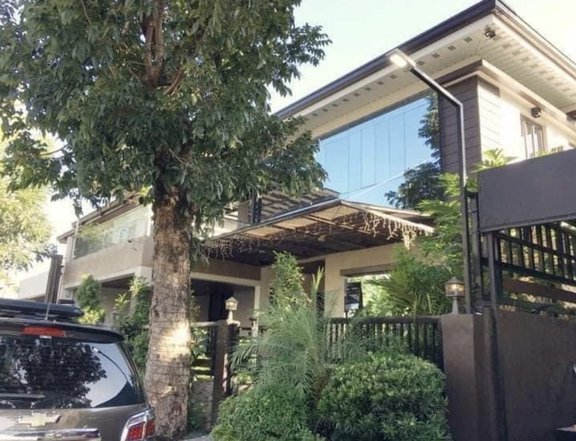 5 Bedroom House and Lot For Sale in Casa Milan, Fairview, Quezon City