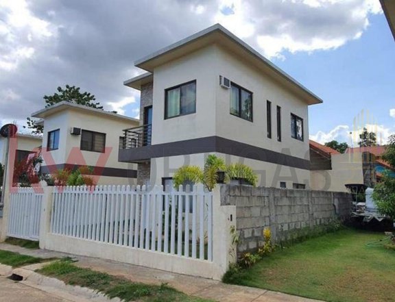 3 BR House for Sale at Edgewood Place II, Sun Valley, Antipolo, Rizal