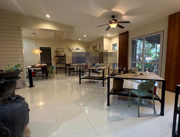 House and Lot inside Subdivision Near downtown