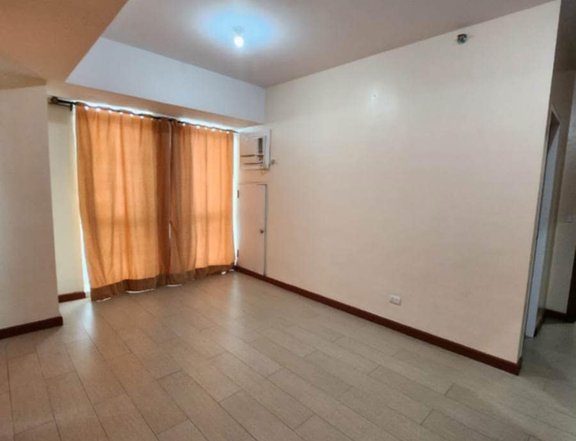 FOR SALE: McKinley Hill Condo 3BR Unit at Venice Luxury Residences, Taguig (Direct Buyers Only)