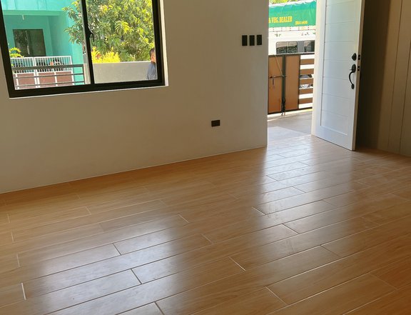 Moder Zen House in Mamplasan Laguna