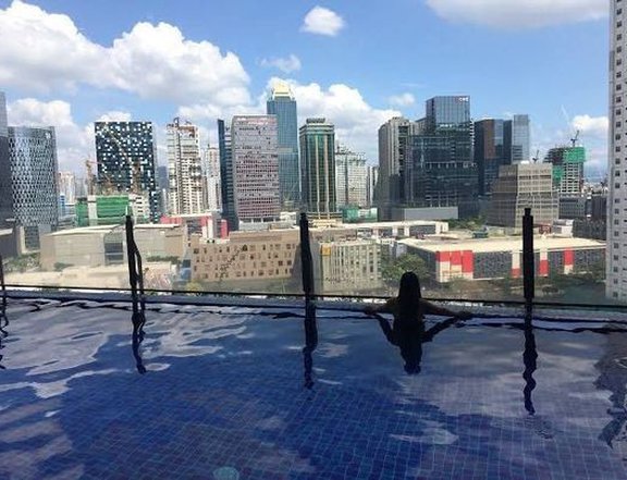 2BR Condo Unit for Sale in Icon Residences BGC