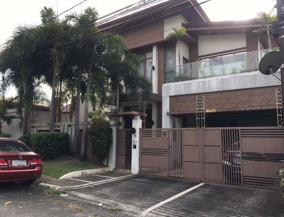 Preowned House and lot in Exclusive subd. Filinvest 2 Quezon City