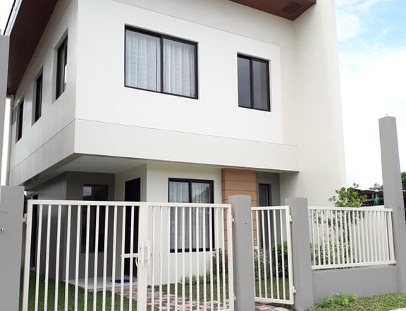 House and Lot for Sale in San Pedro Laguna near Southwoods
