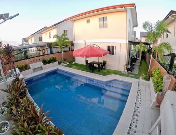 House and lot (Pool w/ falls & Plantbox)  Near NLEX in Pampanga