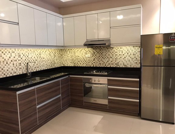 Ready for Occupancy 4 Bedroom Semi Furnished Townhouse for sale in Mak
