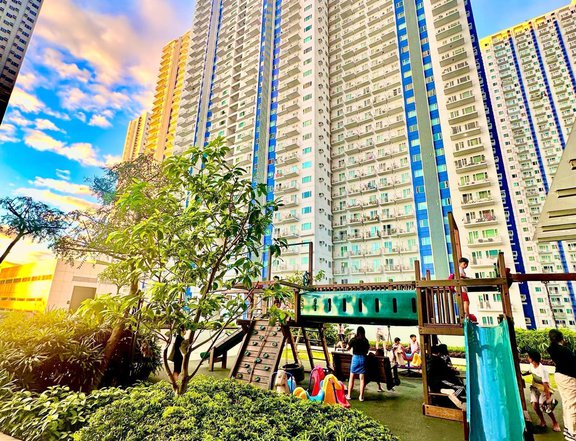 2 Bedroom Unit for Sale in Grass Residences Quezon City