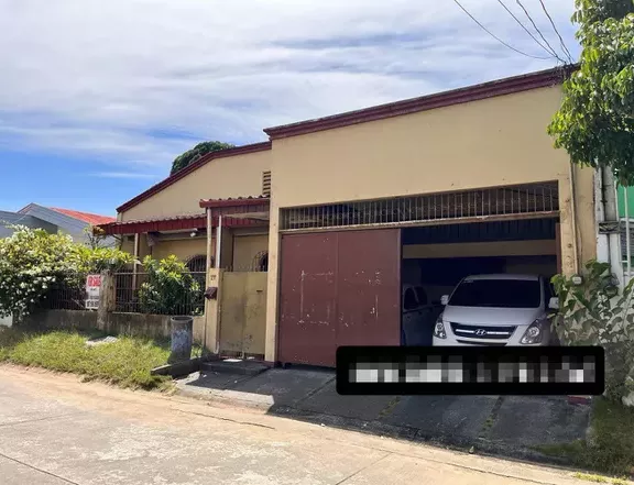 For Sale 4-Bedrrom Bungalow Single Detached House in Paranaque Metro Manila