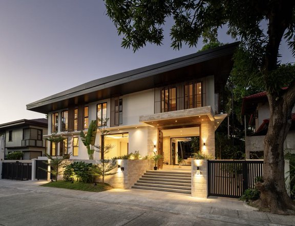 Ready for Occupancy 4-Bedroom Single Detached House for Sale in Alabang, Muntinlupa