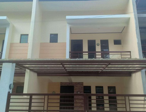 3-Bedroom & 2 Bathroom Townhouse For Sale!