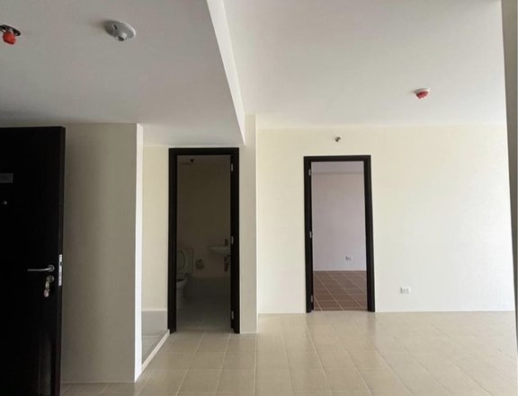 Discounted 56.00 sqm 2-bedroom Condo Rent-to-own in Pasig Metro Manila