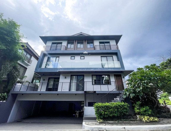 5BR 5 Bedroom House for Rent in Mckinley Hill Village