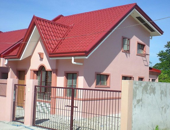 3-bedroom Townhouse For Sale in Dasmarinas Cavite