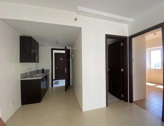 RENT TO OWN 2BR CONDO IN MANDALUYONG PET FRIENDLY RFO 5%DP LIPAT AGAD