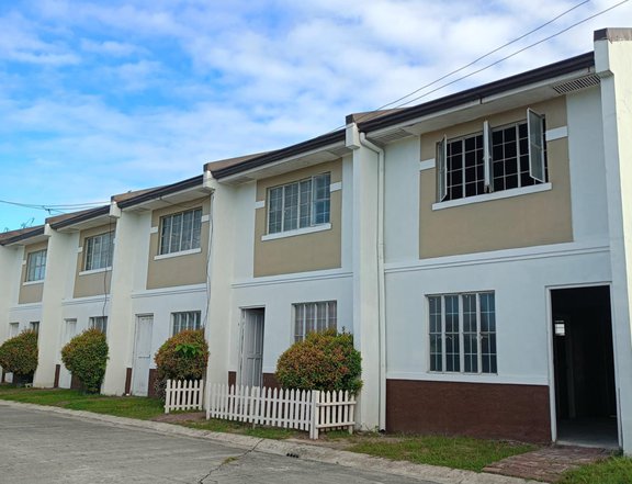 Ready For Occupancy Studio-like Townhouse For Sale