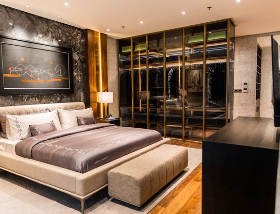 Three bedroom Residential Condo For Sale in Eluria in Legaspi Village, Makati by Arthaland