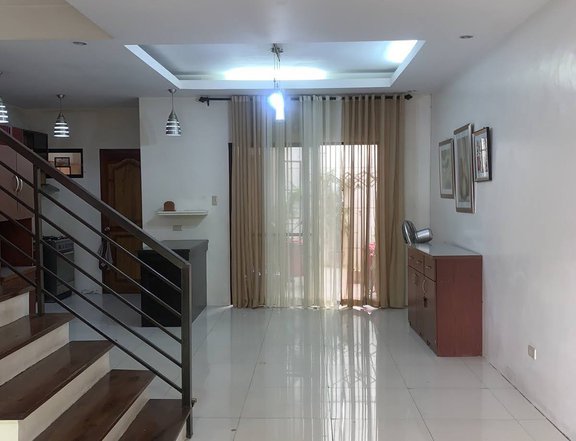 3-Storey Makati Townhouse for SALE