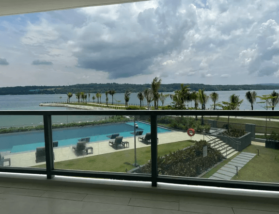 Exclusive 3-Bedroom Seaview Horizon Suite, Davao City.