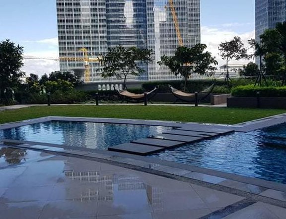 1BR (37.6sqm) Condo for Sale at Uptown Parksuites BGC