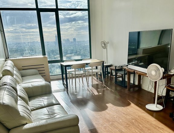 Fully Furnished with View 2 Bedroom Condo For Sale at BGC, Bellagio Tower 1