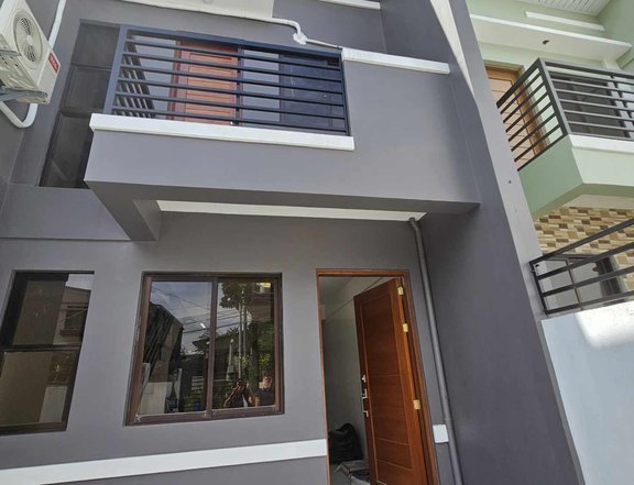 80 sqm Pre-Selling Townhouse in Batasan Hills Quezon City