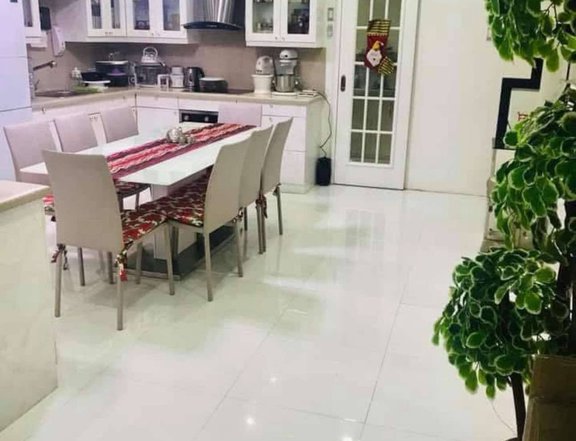 4-Storey Residential House for Sale  Gagalangin, Tondo, Manila